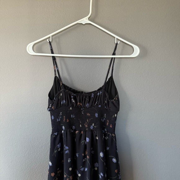 ARITZIA DRESS - Picture 4 of 6